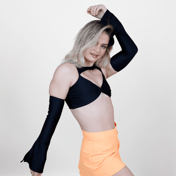 Cassie B Double Twist Crop Sleeves